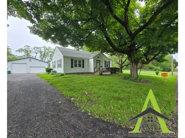 property at 5515 W Smokey Row Rd