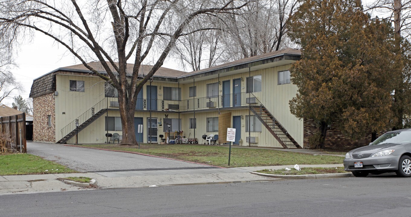 161 E Beryl Ave in Salt Lake City, UT - Foto de edificio