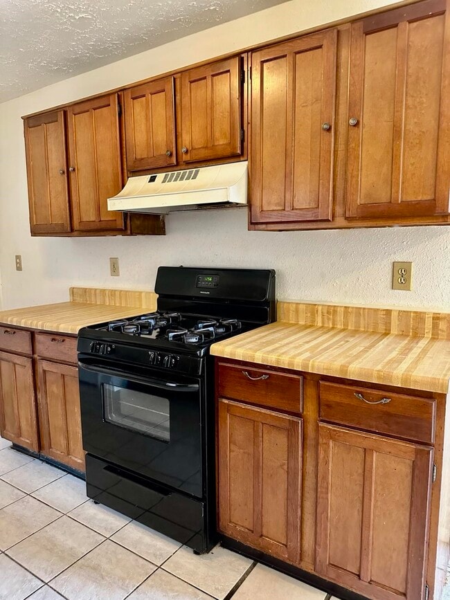 2015 Lazy Ln in Missouri City, TX - Building Photo - Building Photo