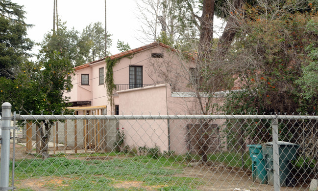 377 W 17th St in San Bernardino, CA - Foto de edificio - Building Photo