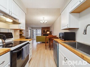 14760 E Kentucky Dr in Aurora, CO - Building Photo - Building Photo