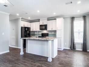 2610 Dogwood Pl in Leesburg, FL - Building Photo - Building Photo