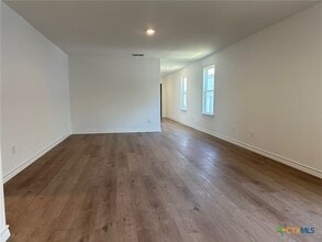 936 Heartseed Ave in New Braunfels, TX - Building Photo - Building Photo