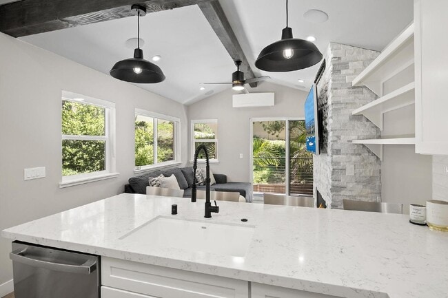 1103 Paradise Trail Rd in Chula Vista, CA - Building Photo - Building Photo