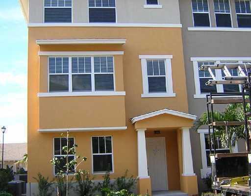 840 Marina Del Ray Ln in West Palm Beach, FL - Building Photo