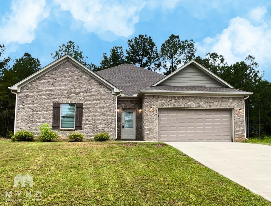 15680 Capstone Blvd in Brookwood, AL - Building Photo