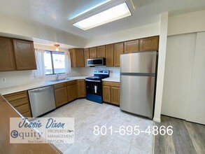 1801 E 5650 S St in Ogden, UT - Foto de edificio - Building Photo