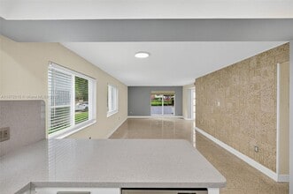 537 Menendez Ave, Unit 537 in Coral Gables, FL - Building Photo - Building Photo