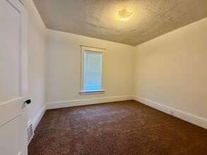 83 Myrtle Ave in Muskegon, MI - Building Photo - Building Photo