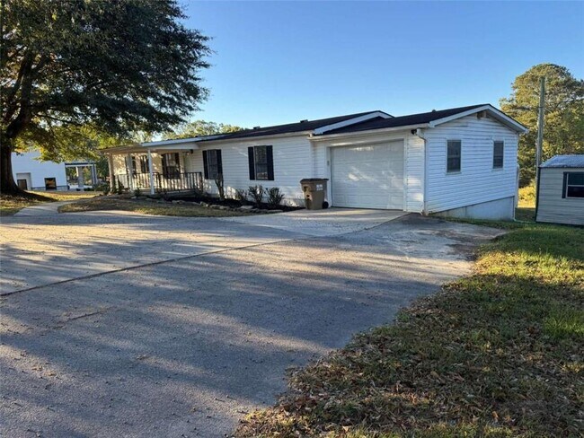 4044 Friendship Rd in Buford, GA - Building Photo - Building Photo