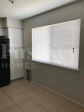 1810 Renada Cir in North Las Vegas, NV - Building Photo - Building Photo