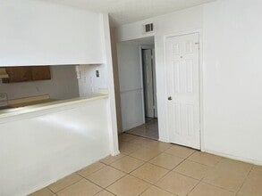 1511a Kings Rd in Harvey, LA - Building Photo - Building Photo