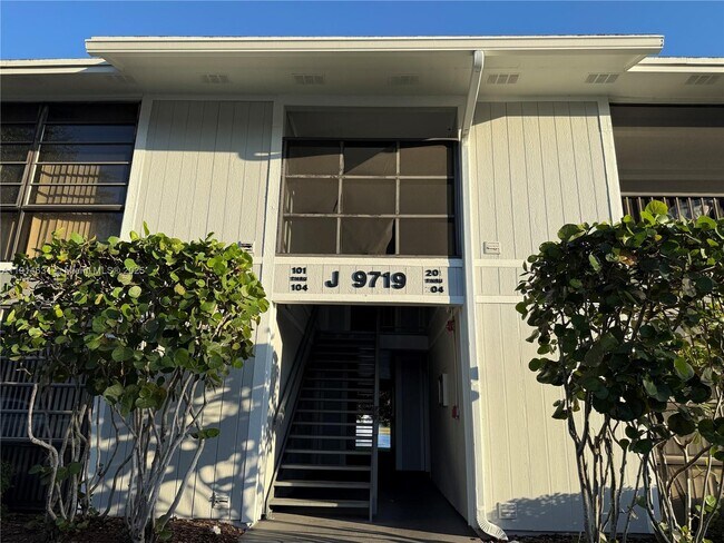 9719 Hammocks Blvd in Miami, FL - Building Photo - Building Photo