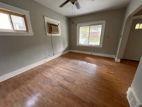 8713 Jeffries Ave in Cleveland, OH - Building Photo - Building Photo