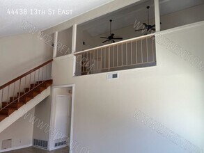 44438 13th St E in Lancaster, CA - Building Photo - Building Photo