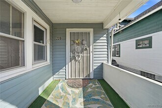 220 Dartmouth Ave in Buffalo, NY - Building Photo - Building Photo