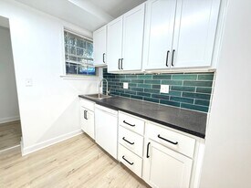 8800 Plymouth St in Silver Spring, MD - Building Photo