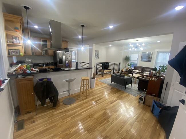 11 Aberdeen Rd, Unit 1