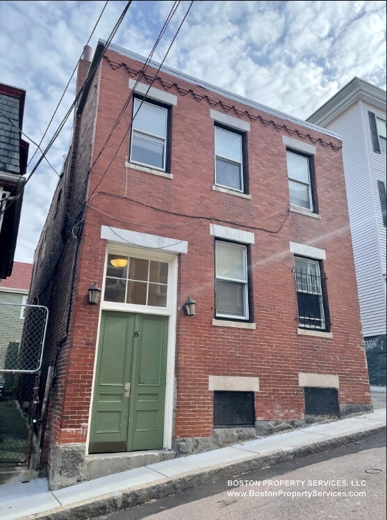 property at 6 Shepherd Ave