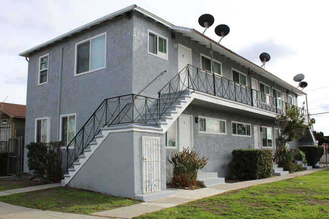 6400 E Olympic Blvd in East Los Angeles, CA - Building Photo - Building Photo