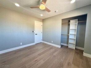 224 Autumn Ct in Henderson, NV - Building Photo - Building Photo