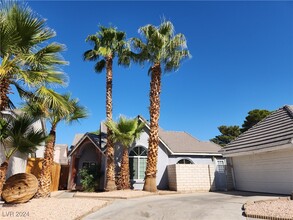 6556 Bradford Ln in Las Vegas, NV - Building Photo - Building Photo