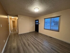 5155 Rucks Rd in Dayton, OH - Building Photo - Building Photo