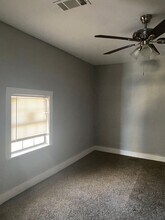 615 S Throckmorton St in Sherman, TX - Building Photo - Building Photo