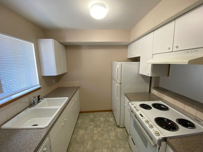 2715 W Maplewood Ave in Bellingham, WA - Building Photo - Building Photo