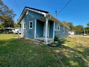 341-343 W Jackson St in Gallatin, TN - Building Photo - Building Photo