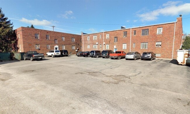 1157 Bryden Rd in Columbus, OH - Building Photo - Building Photo