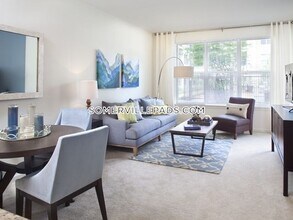 333 Great River Rd, Unit ST in Somerville, MA - Building Photo - Building Photo
