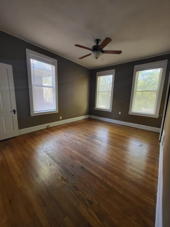 41 S McLean Blvd, Unit #3 upstairs in Memphis, TN - Building Photo - Building Photo
