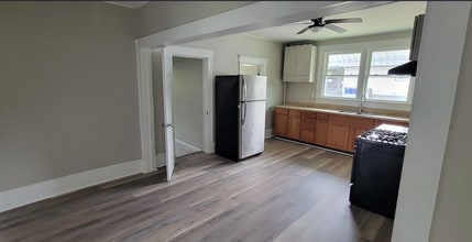 212 Summit St, Unit A in Lexington, VA - Building Photo - Building Photo