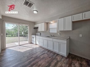 3332 SW 47th St in Oklahoma City, OK - Building Photo - Building Photo