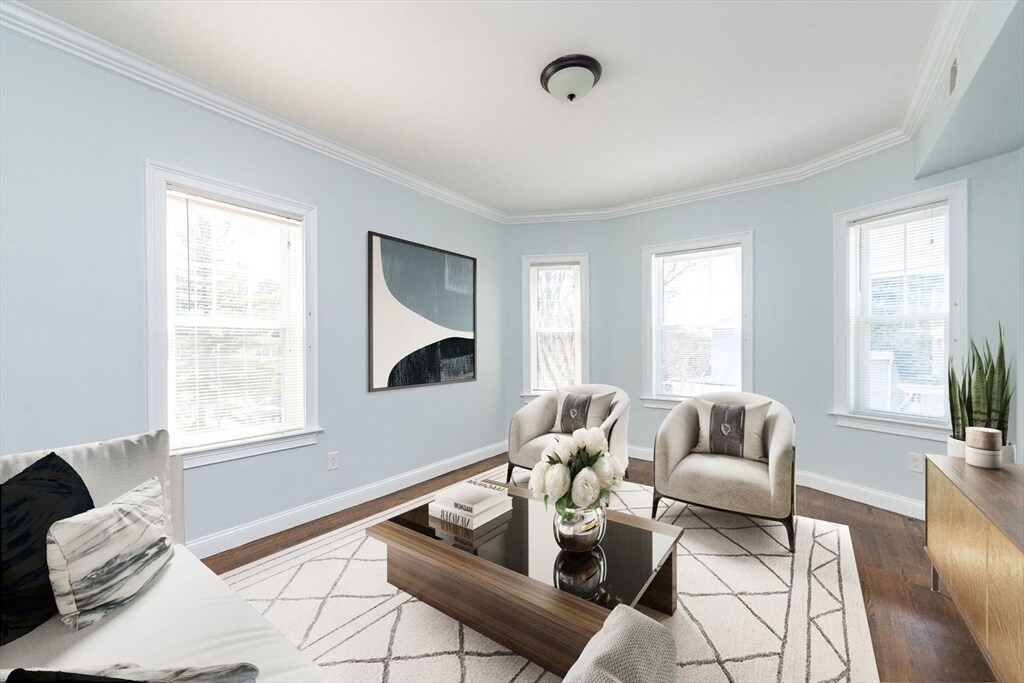 9 Cornwall St in Boston, MA - Building Photo