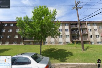 9208-9106 106 Ave NW in Edmonton, AB - Building Photo - Building Photo