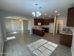 4179 E Pony Ln in Gilbert, AZ - Building Photo - Building Photo