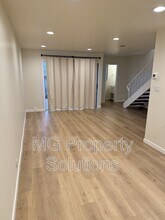 55 Roundtree Blvd in San Rafael, CA - Foto de edificio - Building Photo