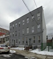 60-62 Cambridge Ave in Jersey City, NJ - Building Photo