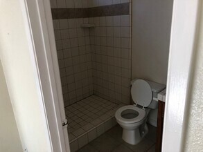 1301 E Brookdale Dr in Merced, CA - Building Photo - Building Photo