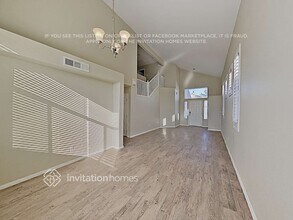 9427 Hanta Ave in Las Vegas, NV - Building Photo - Building Photo