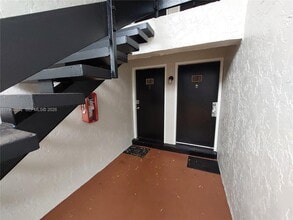 4433 Treehouse Ln in Tamarac, FL - Building Photo - Building Photo