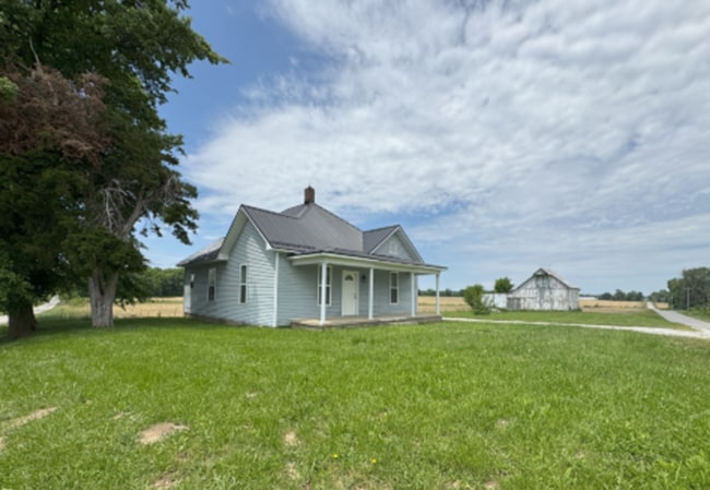 10992 500 in Lewis, IN - Building Photo - Building Photo