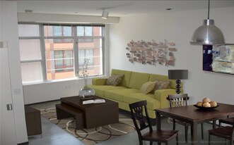 160 E Berkeley St, Unit 515 in Boston, MA - Building Photo