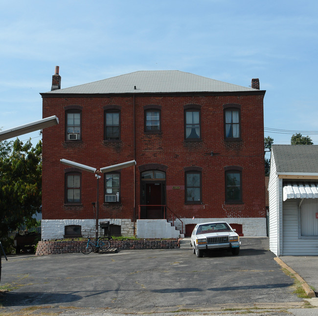 8605 S Broadway in St. Louis, MO - Building Photo - Building Photo