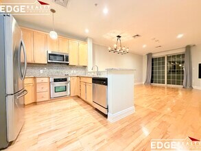 59 Walpole St, Unit 215 in Canton, MA - Building Photo - Building Photo