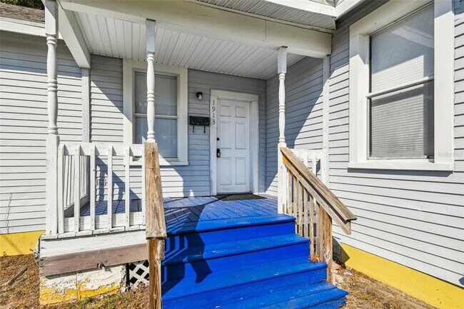 1913 W Lemon St in Tampa, FL - Building Photo - Building Photo