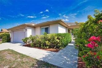 116 Albatross Rd in Rotonda West, FL - Building Photo - Building Photo