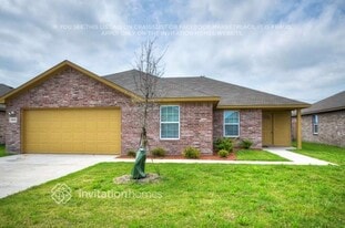 15614 Gatsby Ln in Dallas, TX - Building Photo